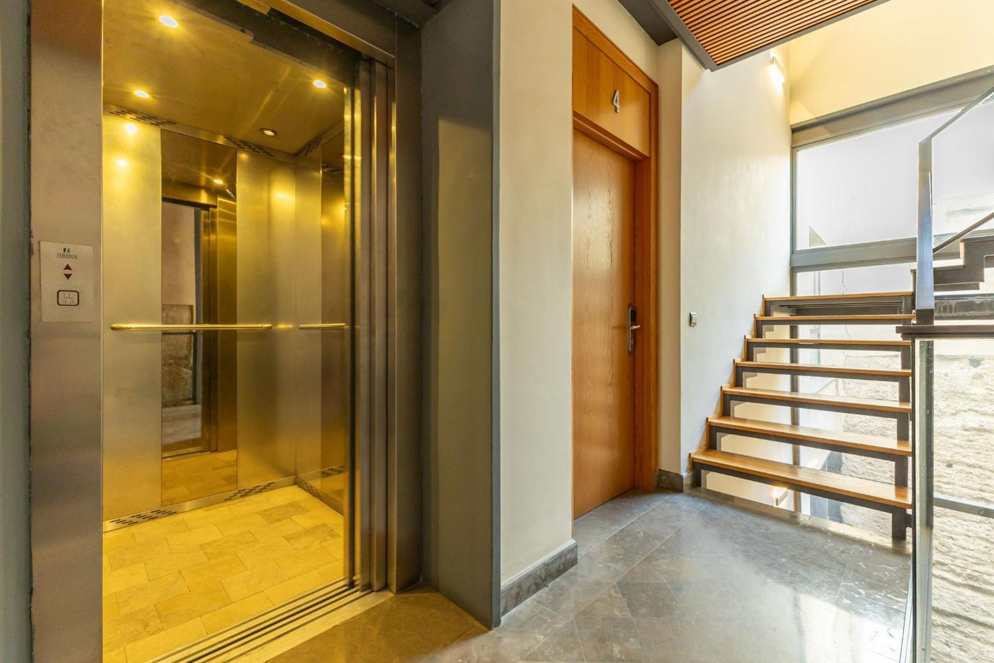 La Maestranza Charming One Or Two Bedrooms Apartments By Ocityzen Sevilla Eksteriør bilde